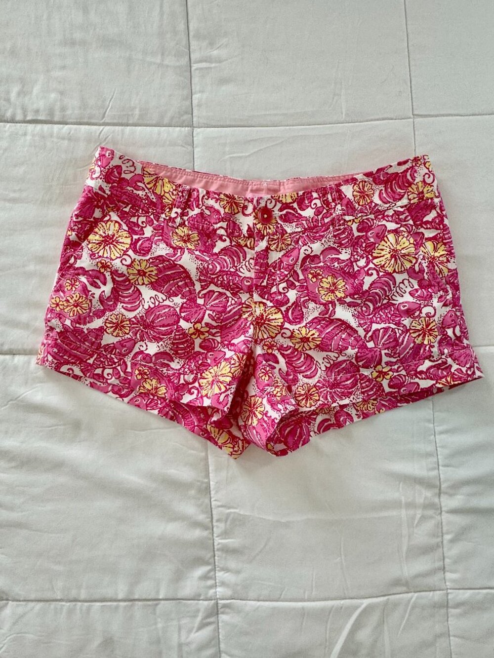 Lilly Pulitzer Pink Chum Bucket Print Walsh Chino Shorts Size 8 100% Cotton